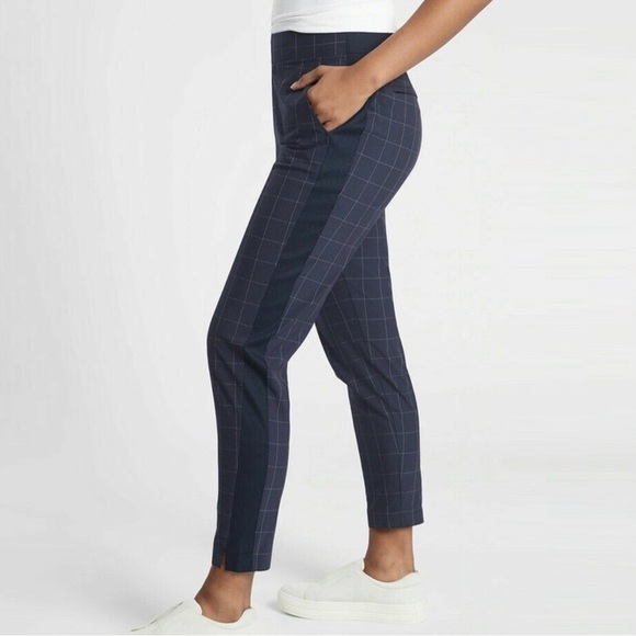 Athleta Brooklyn Textured Ankle Pants - Navy Windowpane women’s size 8 - Picture 3 of 9